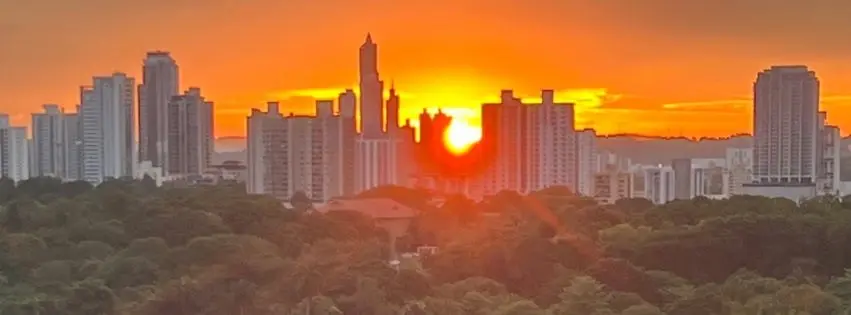 My photo of Panama City at sunset, cut to Facebook's page cover photo (851 × 315)