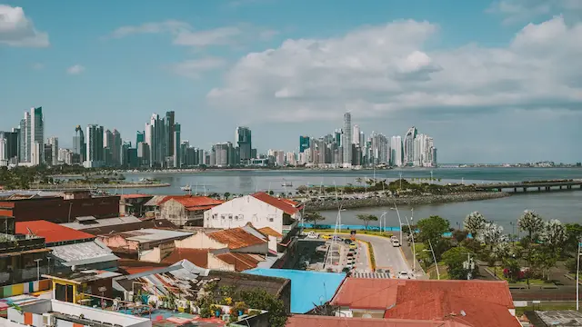 What is a global citizen? And how to become one in 2026