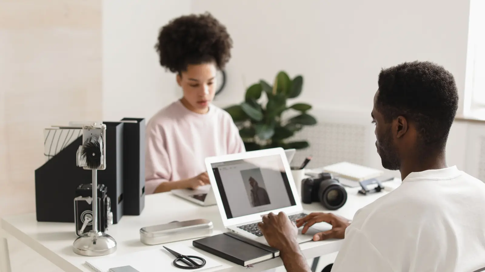 What are influencer partnerships? Types, examples and how to build them