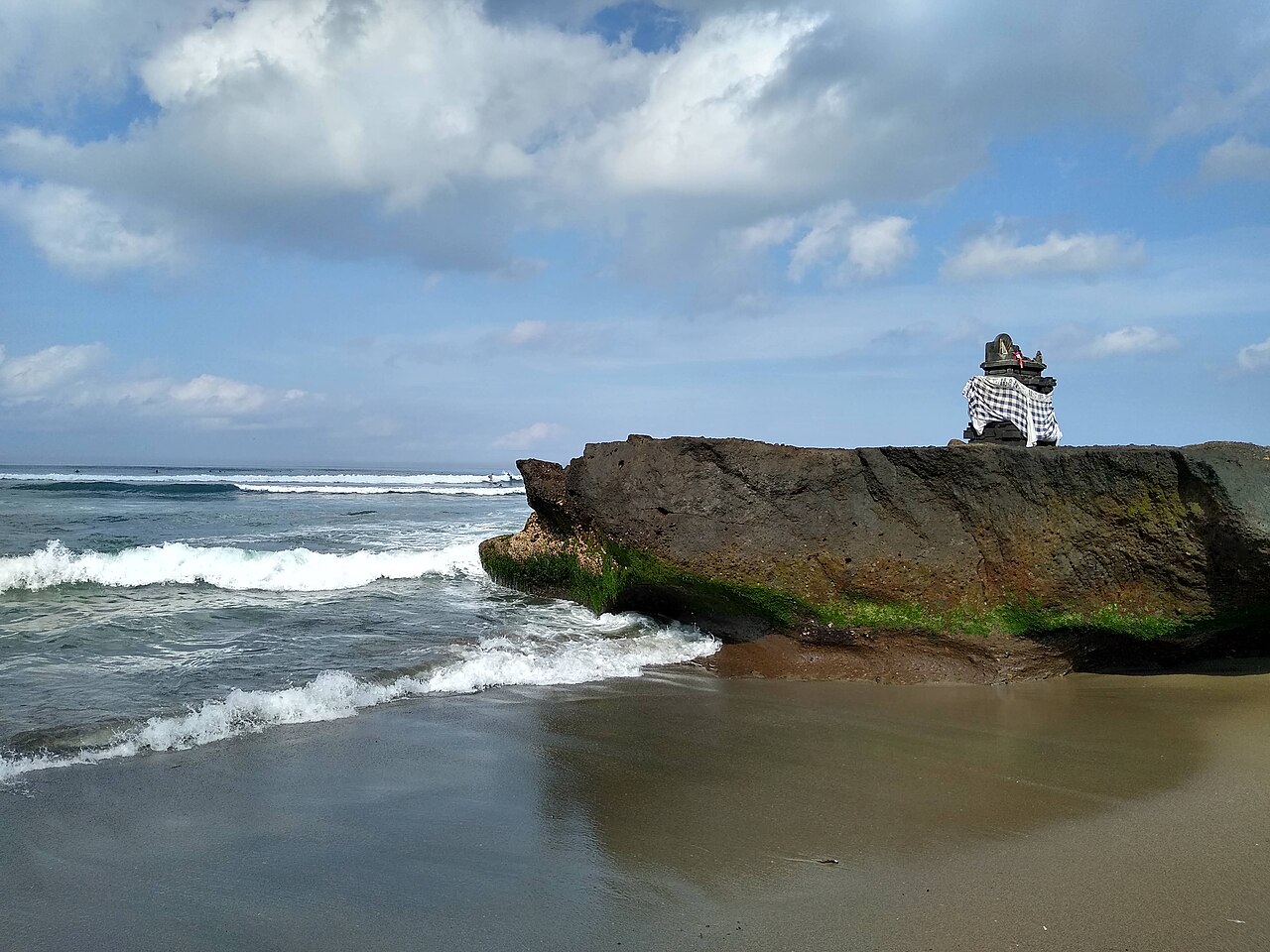 Batu Balong, Indonesia, #7 in the surf spot finder