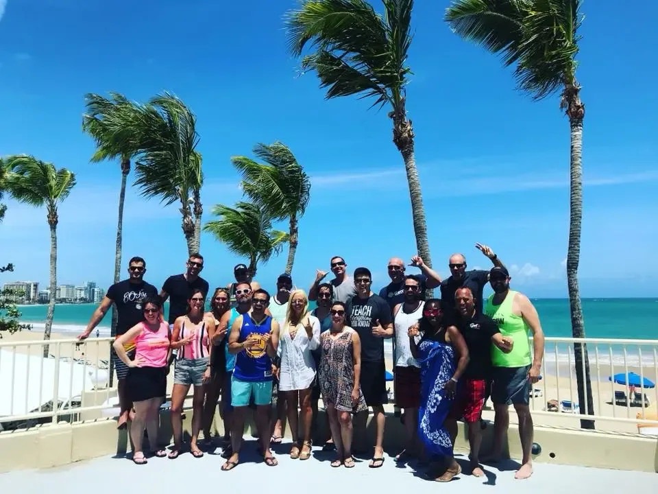 Navid Moazzez with the group at Puerto Rico Masterminds