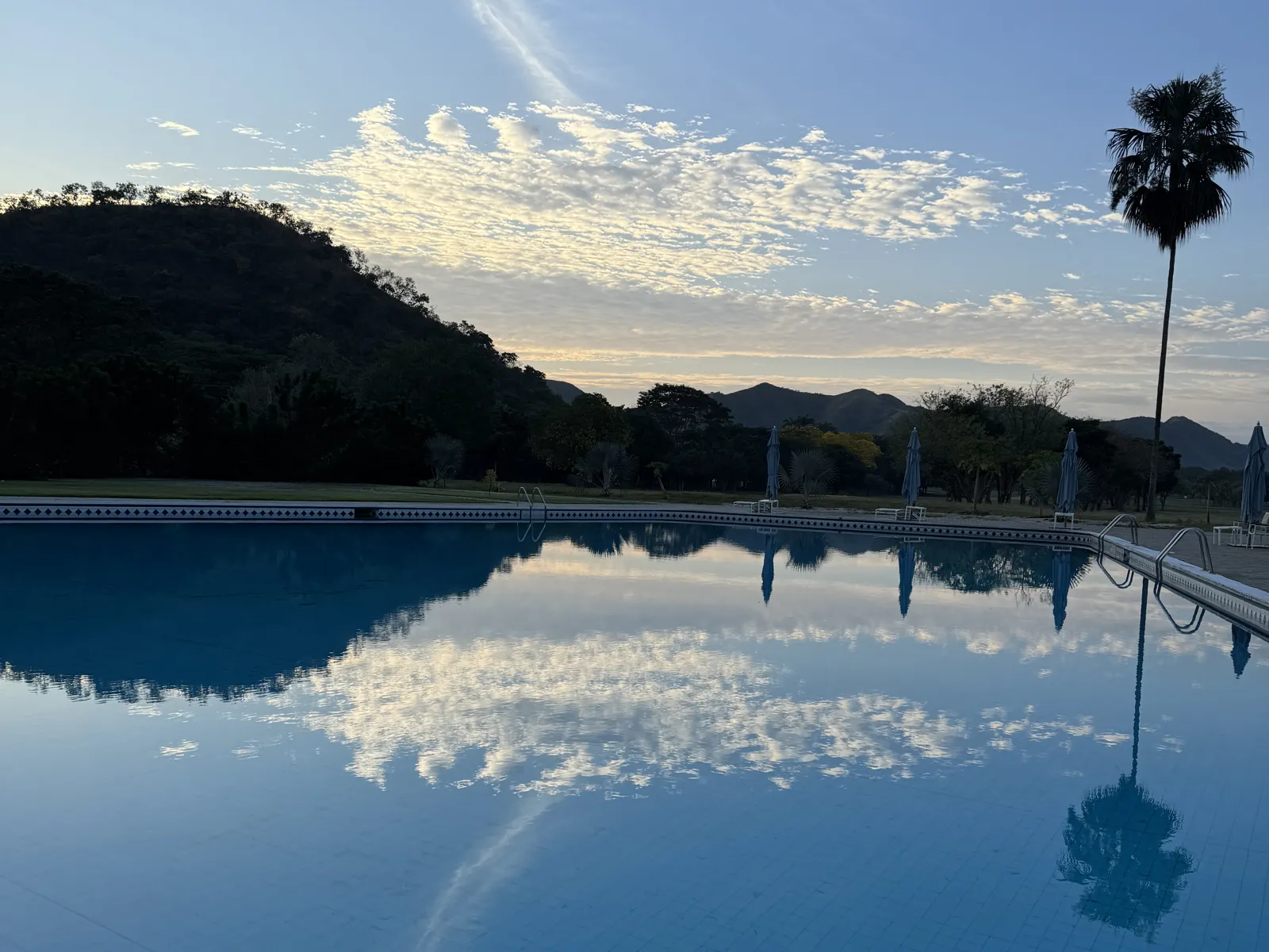 The pool in the morning