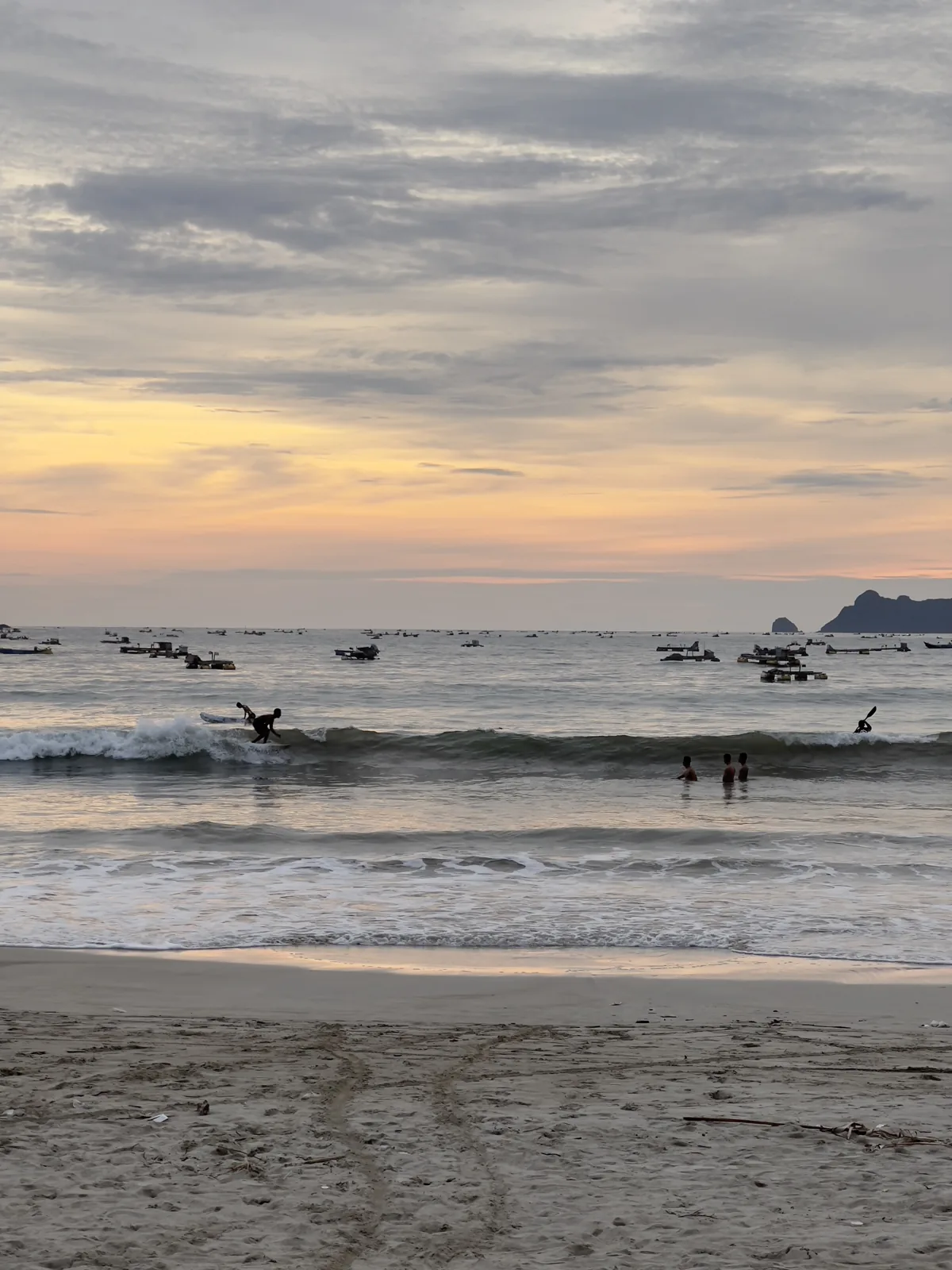 Dusk over the beach at Selong Belanak, Lombok, March 29, 2022